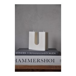U candle