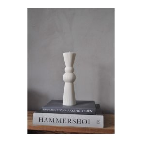 Ripple shaped candle