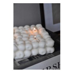 Bobble square candle