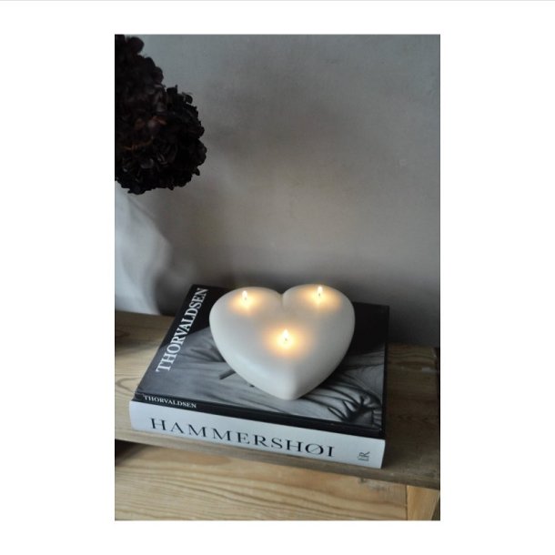 Heart candle